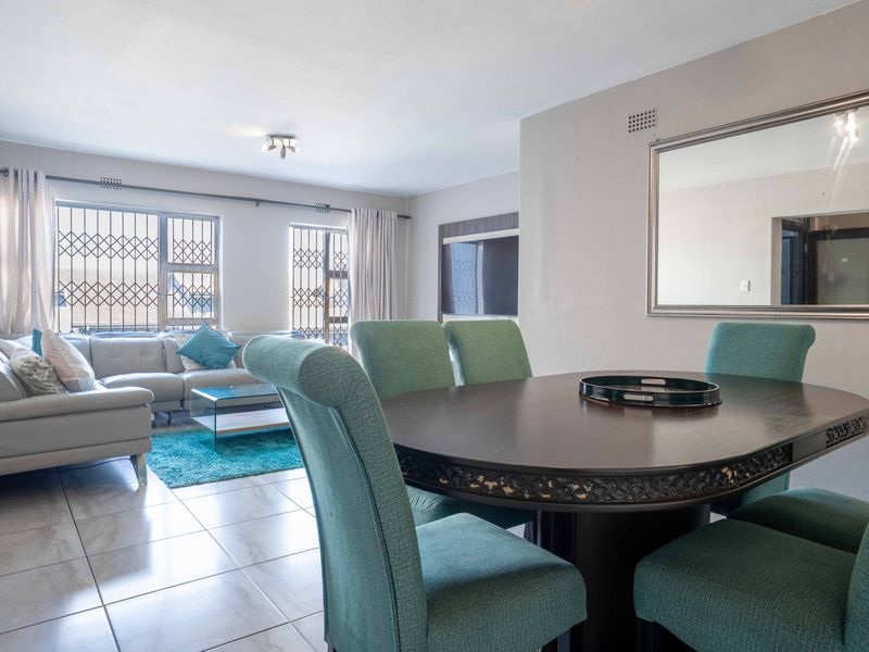 Luxury Non-Distressed Auction in Amanzimtoti - Bidding to start from R1 250 000 upwards!! - Photo 6