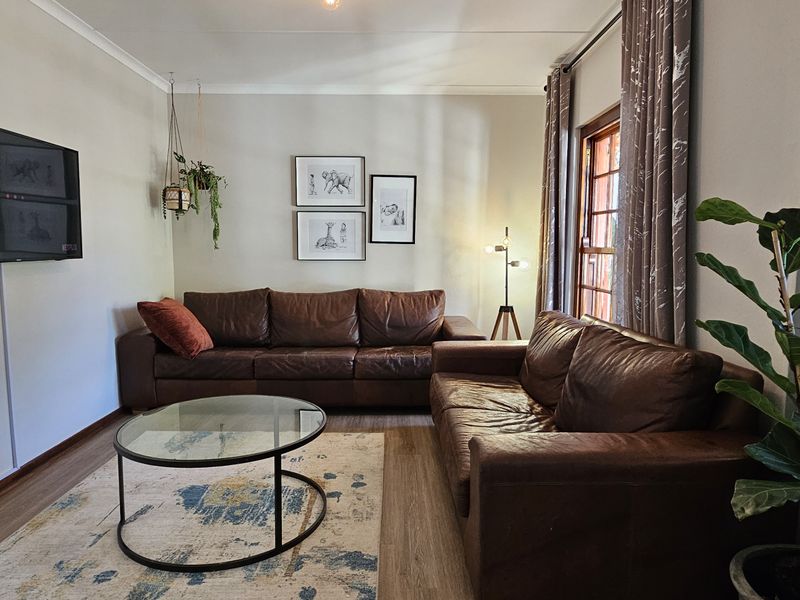Designer 3-Bedroom Home with Incredible Views & Style - Photo 6