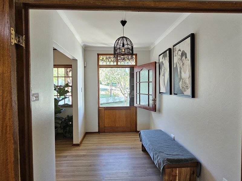 Designer 3-Bedroom Home with Incredible Views & Style - Photo 5