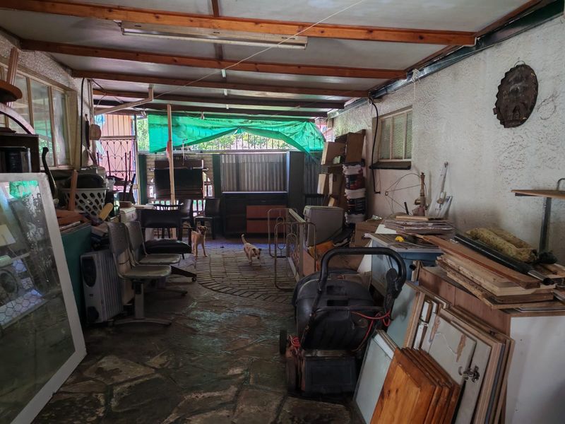 4 Bedroom House for sale in Sasolburg Ext 15 - Photo 2