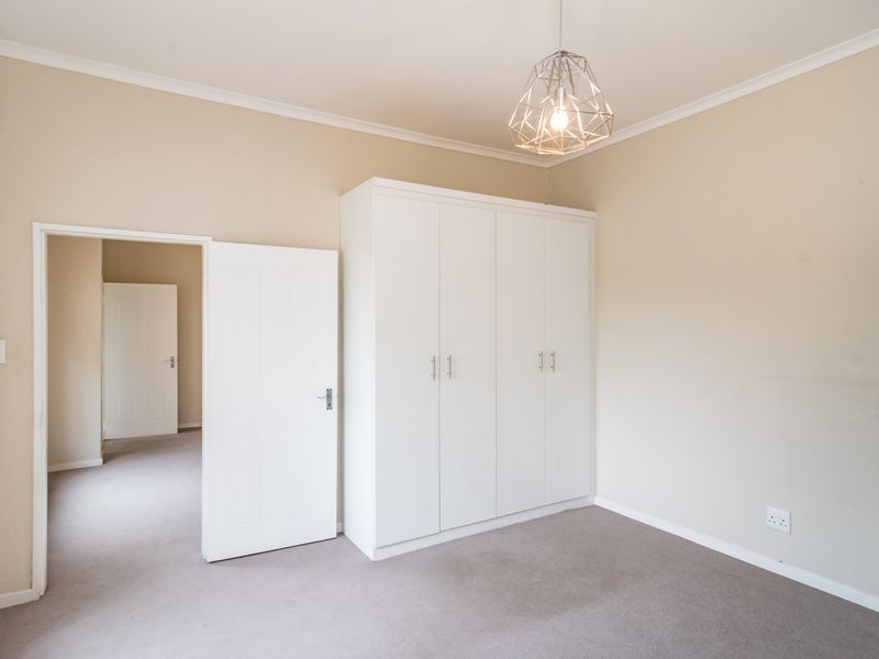 Modern 3-Bedroom Cluster with Pool in Secure Sherbourne Estate - Photo 7