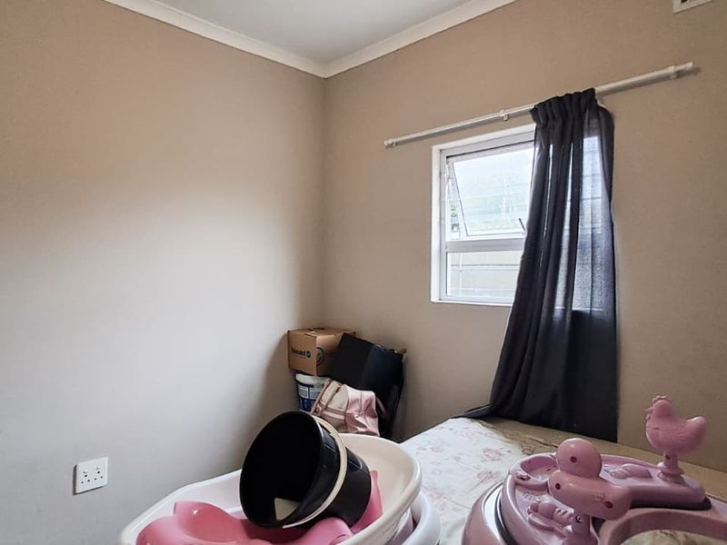 Two Bedroom Flatlet in Kraaifntein ! - Photo 10