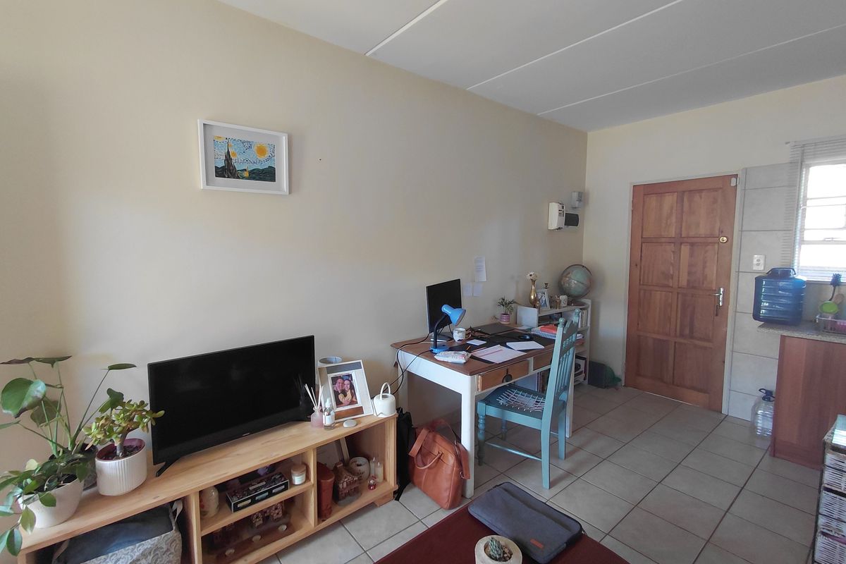 Ground floor Unit. Doringkruin Klerksdorp - Photo 3