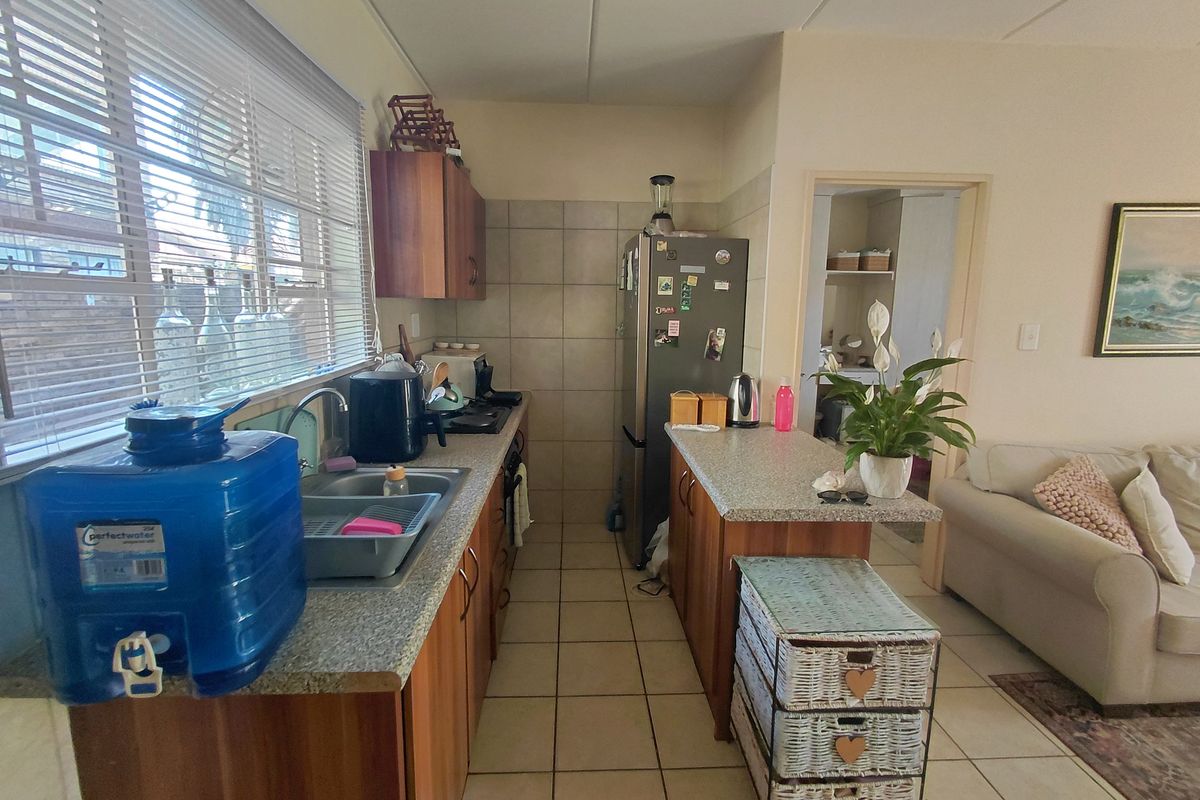 Ground floor Unit. Doringkruin Klerksdorp - Photo 5
