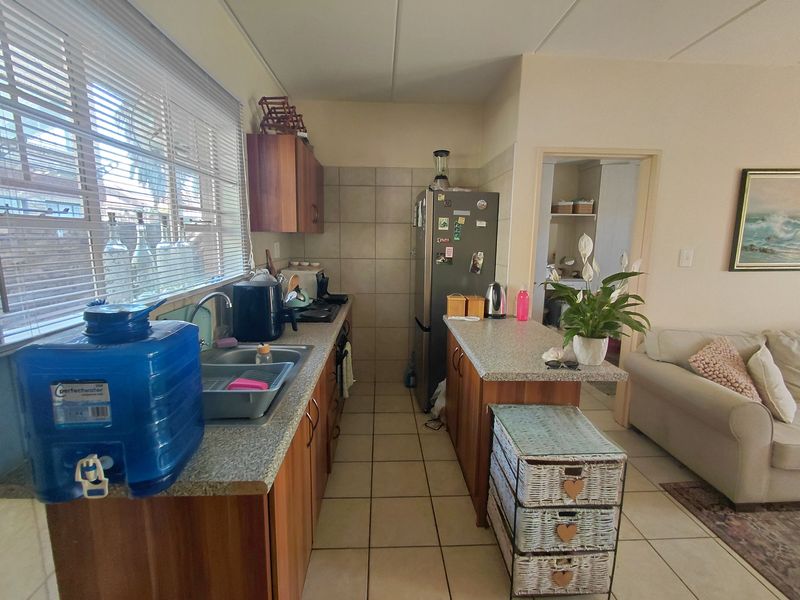 Ground floor Unit. Doringkruin Klerksdorp - Photo 5