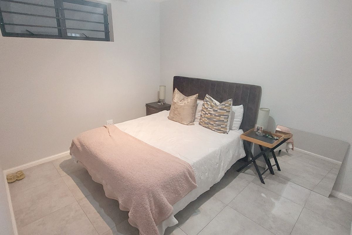 Beautiful, Modern and Move in Ready! - Photo 5