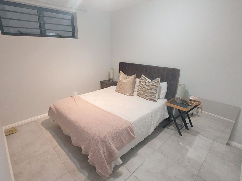 Beautiful, Modern and Move in Ready! - Photo 5