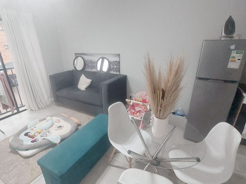 Beautiful, Modern and Move in Ready! - Photo 3