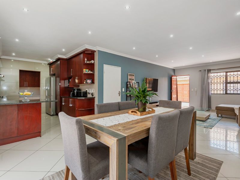 Modern 3-Bedroom Cluster in the Heart of New Redruth - Photo 3