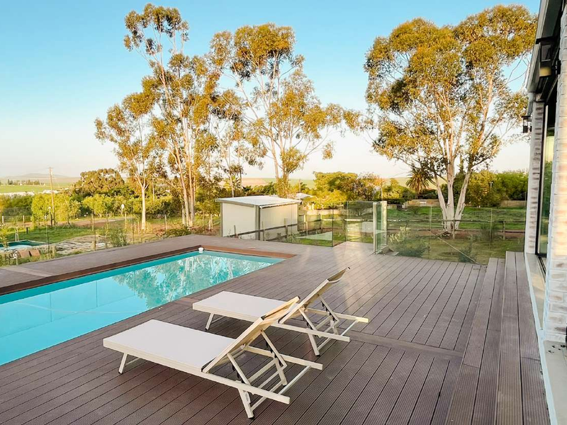 Immaculate home with all the bells and whistles in the countryside - Photo 9