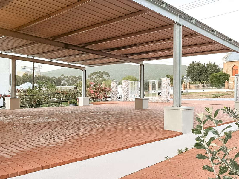 Immaculate home with all the bells and whistles in the countryside - Photo 4