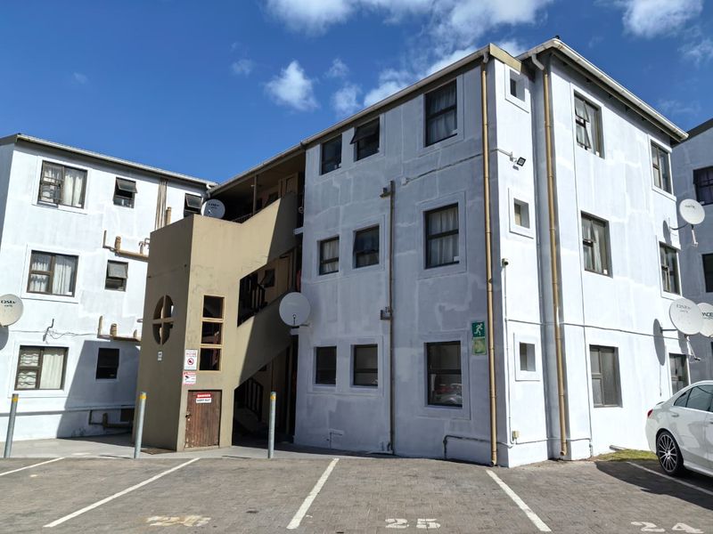 Affordable 2 Bedroomed Flat In Southernwood - Photo 10