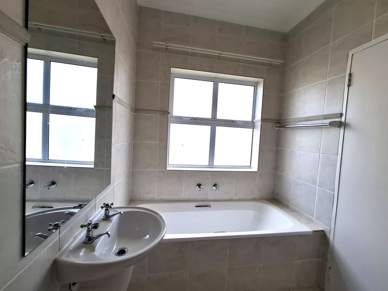 Apartment Rental Monthly In Blouberg - Photo 5