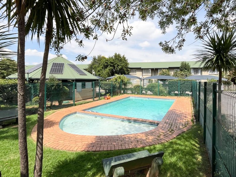 Stylish Renovated Modern Living Opportunity Awaits - Photo 5