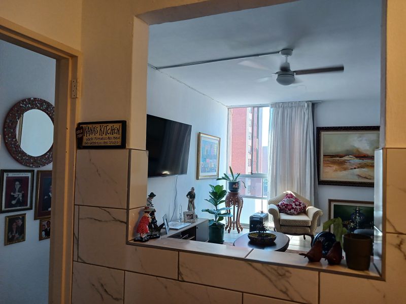 DELIGHTFUL 2 ROOM UNIT - EDEN CRESCENT RETIREMENT COMPLEX - NORTH BEACH - Photo 2