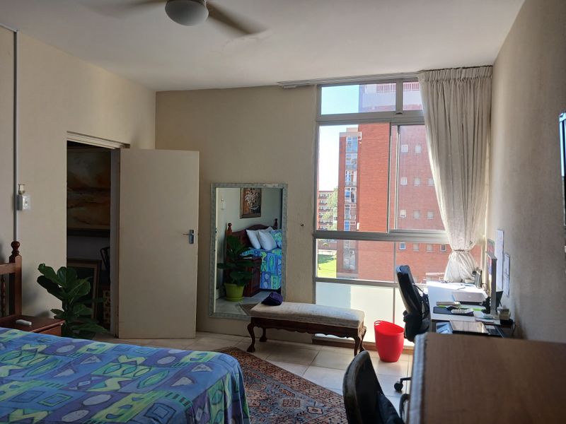 DELIGHTFUL 2 ROOM UNIT - EDEN CRESCENT RETIREMENT COMPLEX - NORTH BEACH - Photo 9