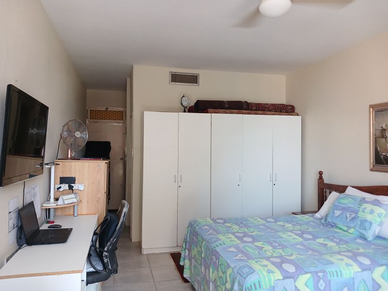 DELIGHTFUL 2 ROOM UNIT - EDEN CRESCENT RETIREMENT COMPLEX - NORTH BEACH - Photo 8