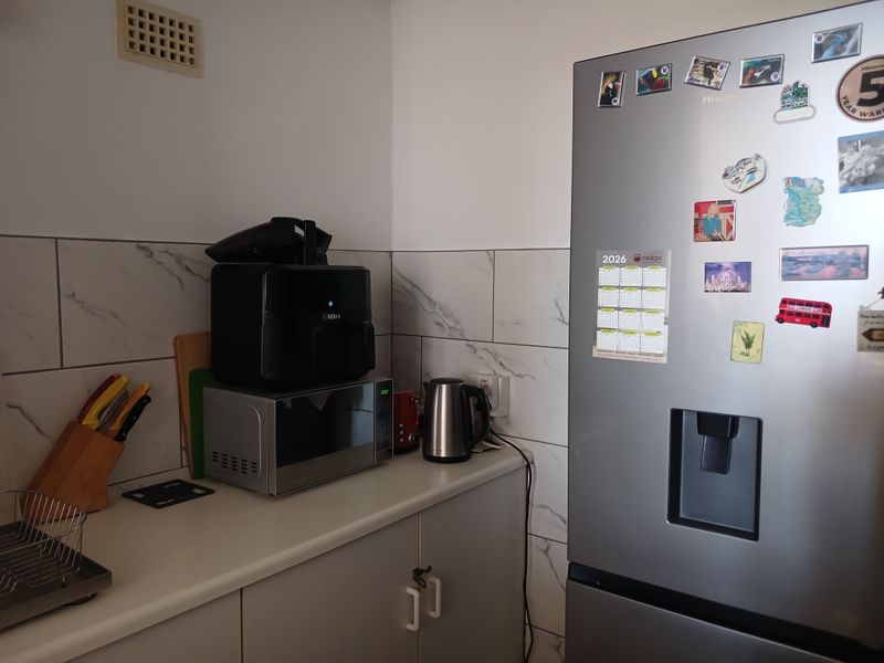 DELIGHTFUL 2 ROOM UNIT - EDEN CRESCENT RETIREMENT COMPLEX - NORTH BEACH - Photo 4