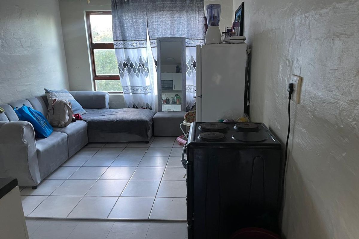 Well-Located 2-Bedroom Flat in Amalinda Close to Amenities” - Photo 3