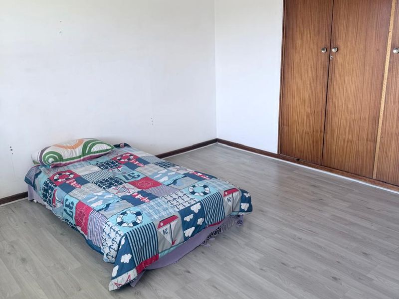 Start or grow your portfolio with this spacious 2 Bedroom Apartment in Secure Westering Complex - Photo 2