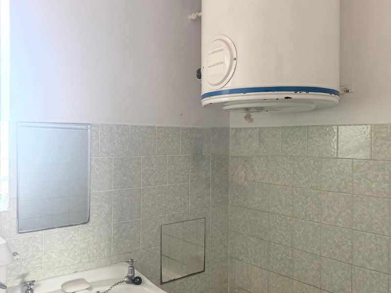 Start or grow your portfolio with this spacious 2 Bedroom Apartment in Secure Westering Complex - Photo 7