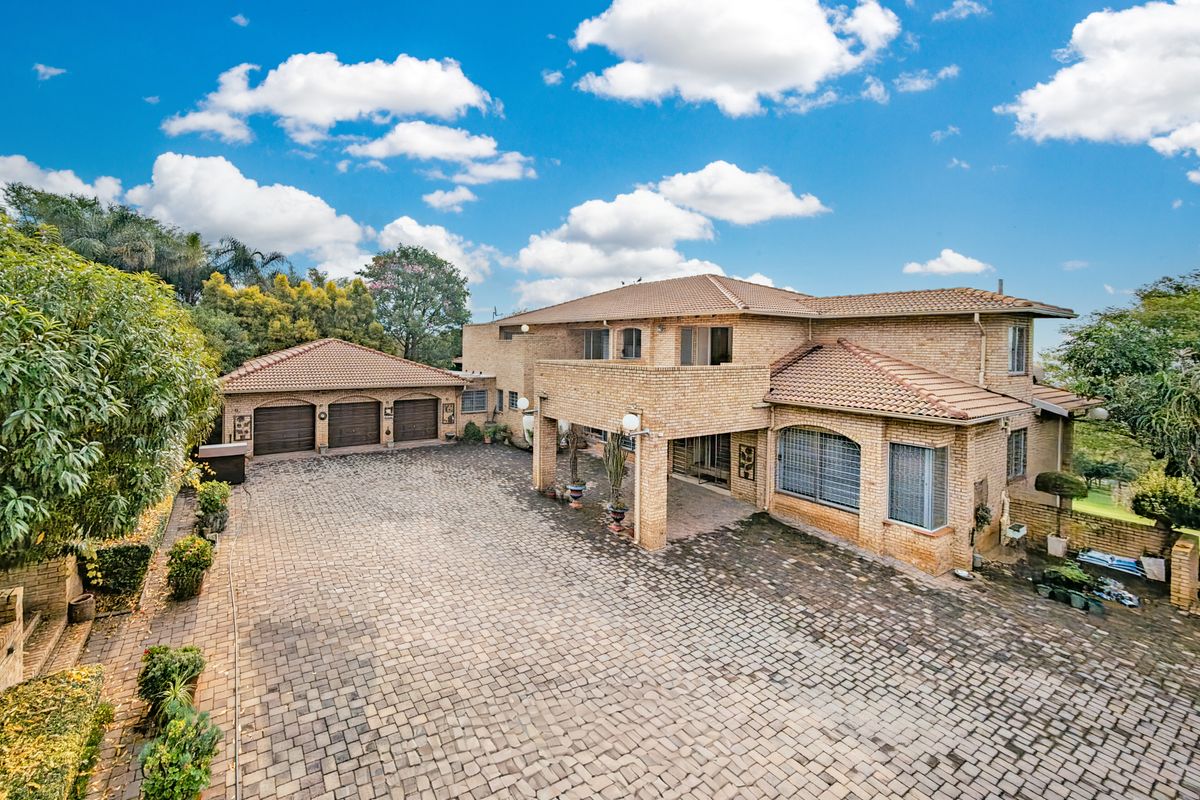 A Legacy Estate in Poortview's Most Prestigious Address - Photo 5