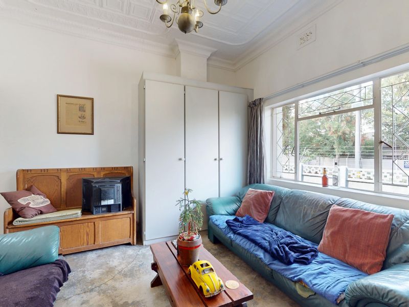 Spacious Family Home with Private Flatlet & Dual Access in Sought-After Primrose - Photo 5