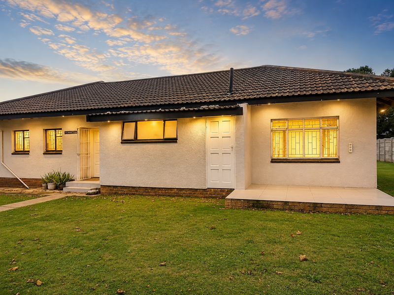 Perfect Family Home or Investment Opportunity - Photo 5