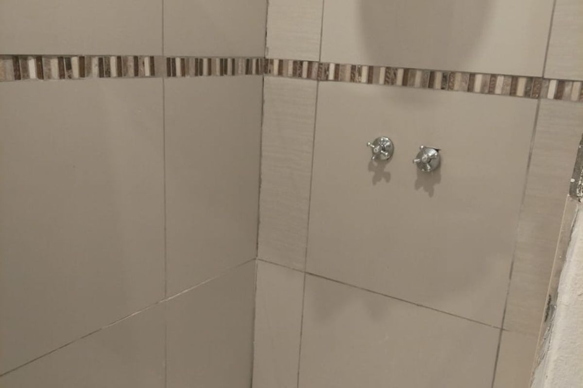 One Bedroom Flat to Let in Central - Photo 5