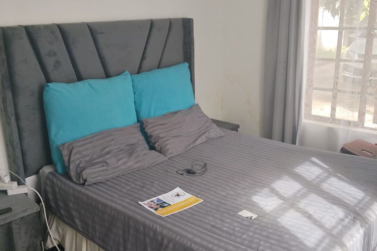 One Bedroom Flat to Let in Central - Photo 3