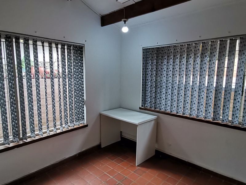 Garden Cottage to let - Photo 2