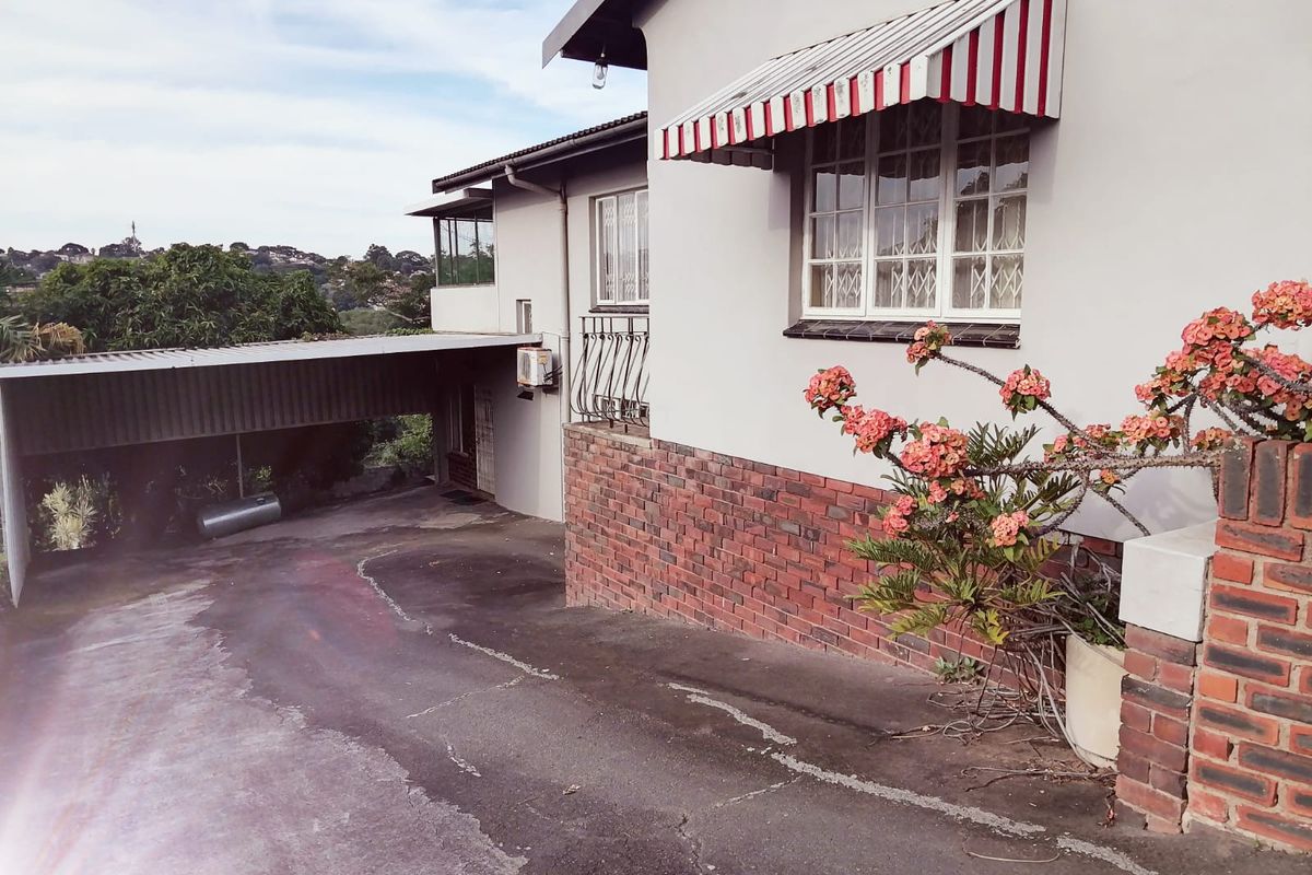 Modern Family Home...Perfect for Extended Family Living or Rental Income Opportunity! - Photo 2