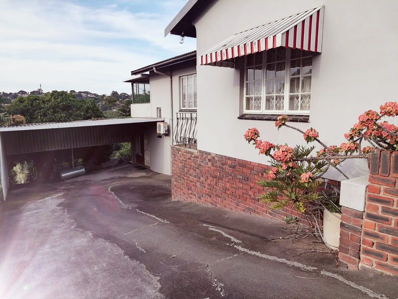 Modern Family Home...Perfect for Extended Family Living or Rental Income Opportunity! - Photo 2