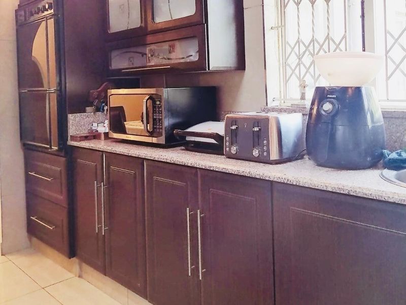 Modern Family Home...Perfect for Extended Family Living or Rental Income Opportunity! - Photo 7