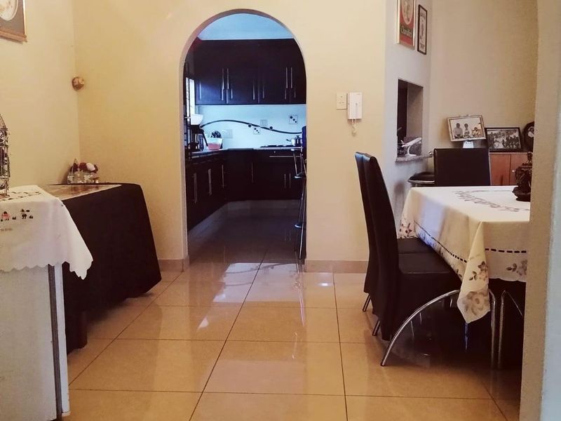 Modern Family Home...Perfect for Extended Family Living or Rental Income Opportunity! - Photo 5