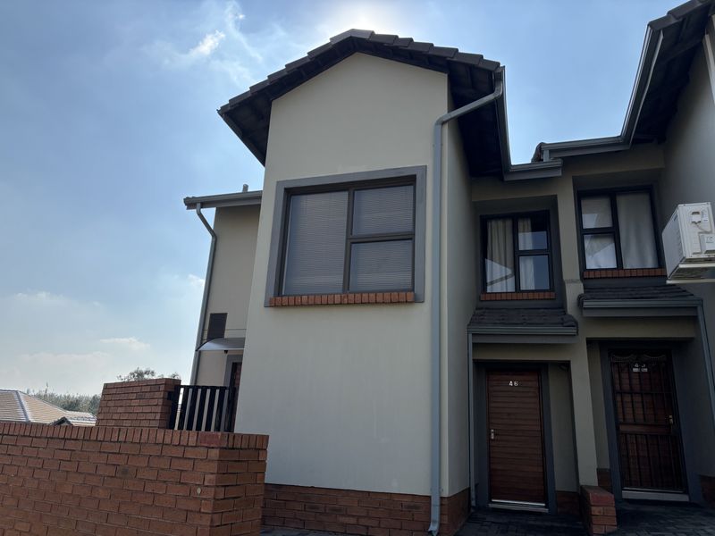 Stylish & Secure Modern Duplex with a Double Garage in Riverbend Estate, Kyalami - Photo 3