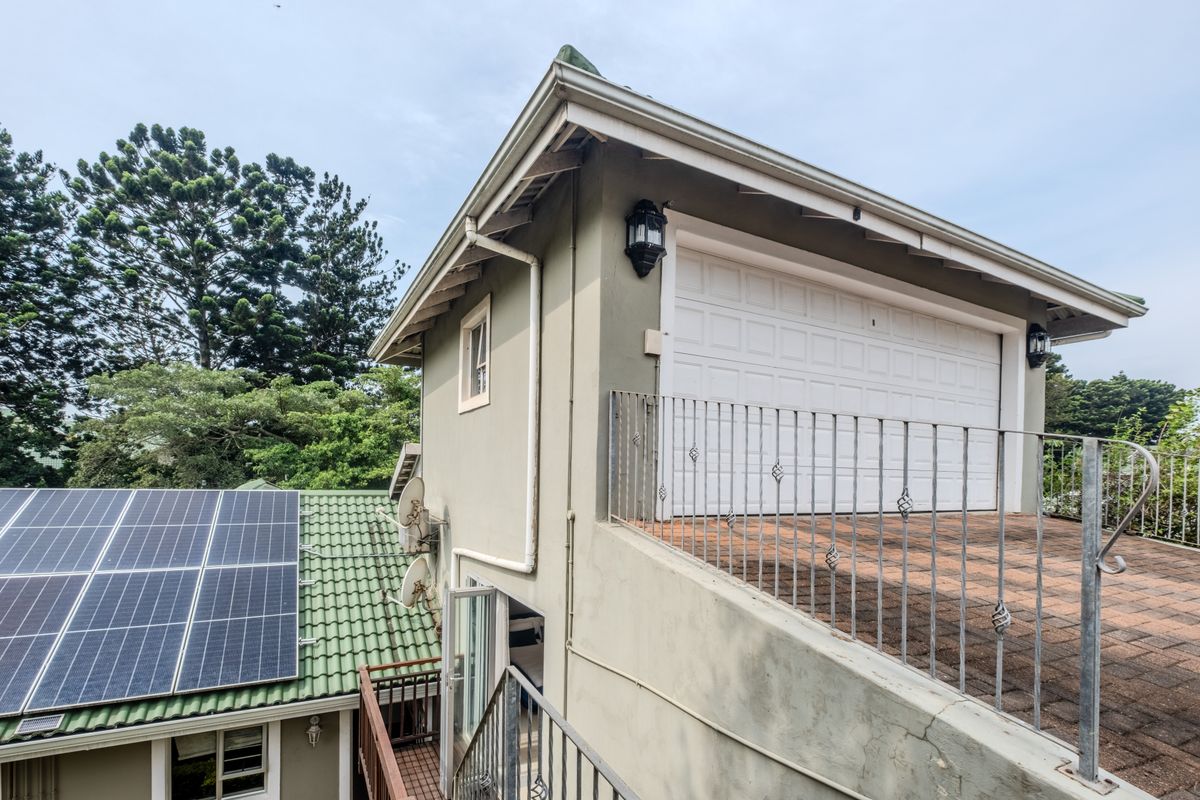 Sanctuary in the Heart of Somerset Park - Photo 5