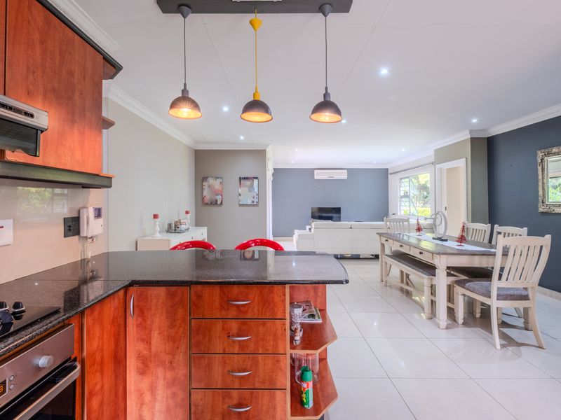 Sanctuary in the Heart of Somerset Park - Photo 10