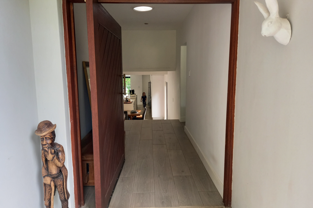 This is the one - Monument park living at its best! - Photo 4