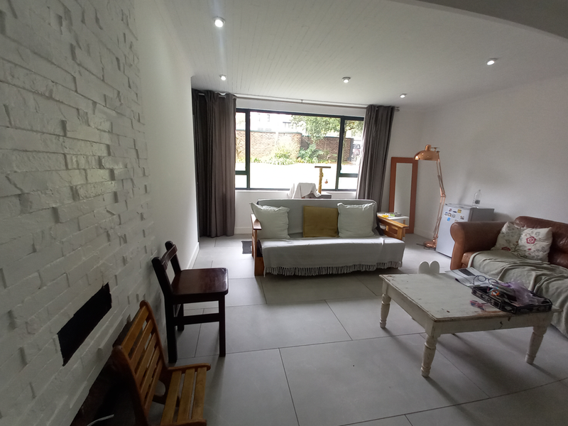 This is the one - Monument park living at its best! - Photo 6