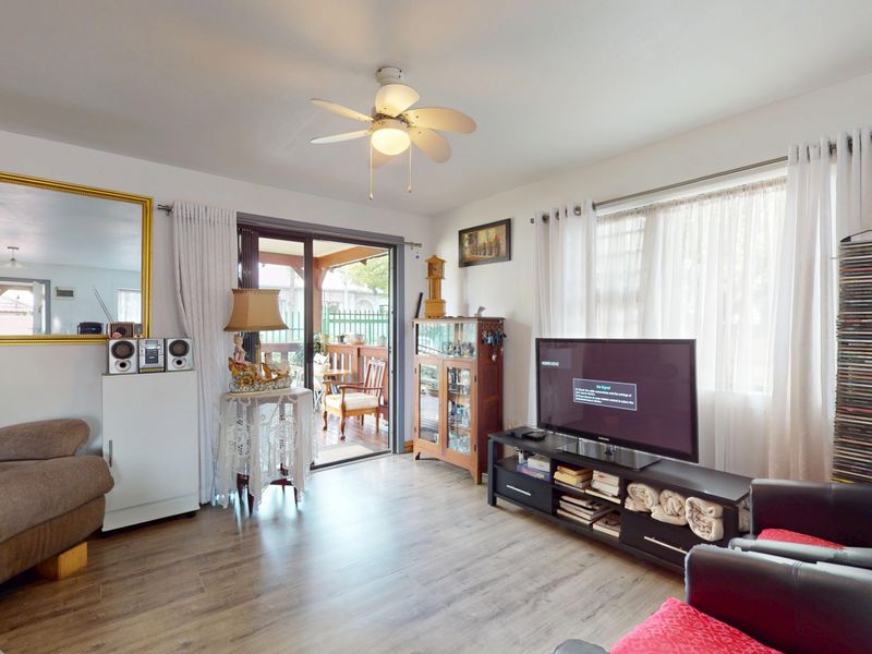 Modern Dual-Living Gem with Income-Generating Flatlet in Primrose! - Photo 3