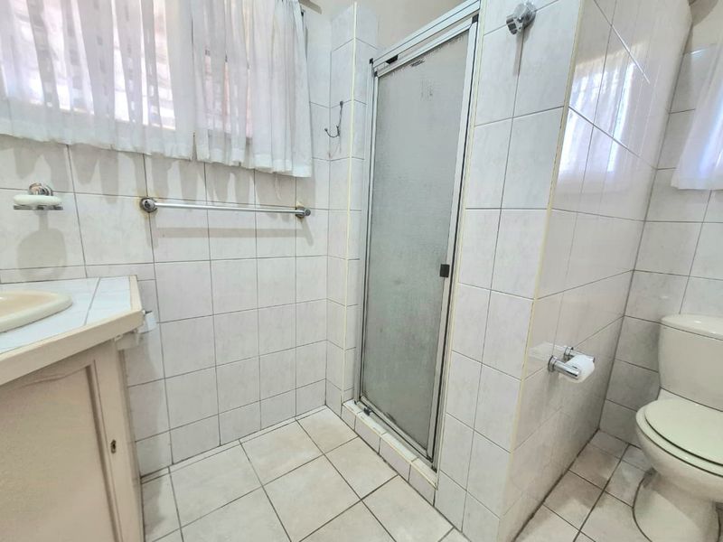 1 bedroom fully furnished cottage - Photo 9