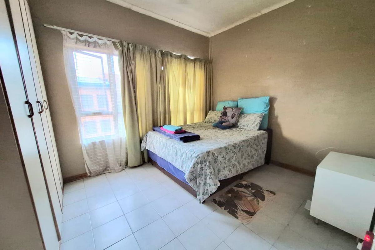 2 bedroom flat - Photo 5