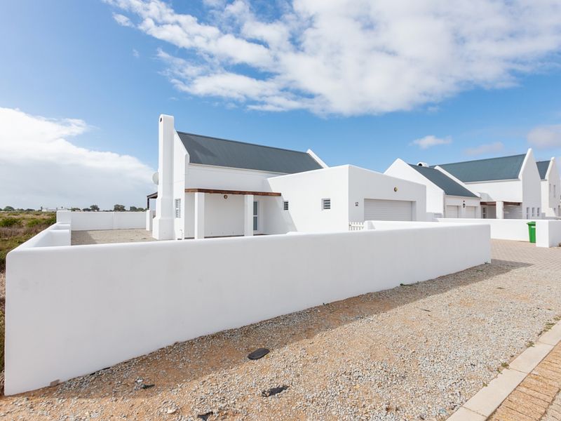 Charming 3-Bed Family Home — Move-In Ready with Under-Roof Braai & Double Garage - Photo 9