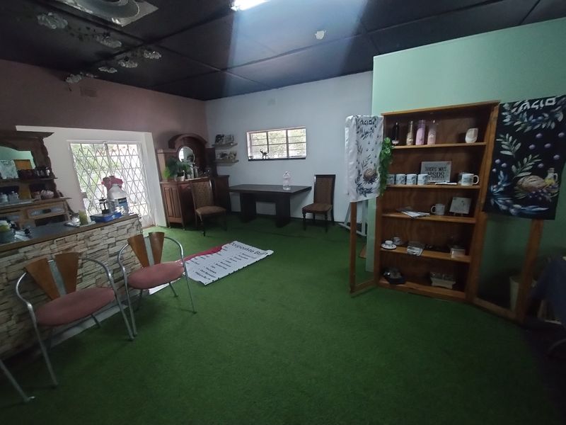 Commercial Opportunity with Excellent Income Potential in Pretoria North - Photo 3