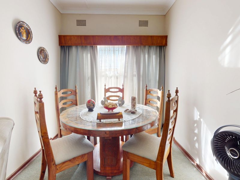 Starting to bid from R1,399,000! Non-Distressed Live Luxury Auction! - Photo 4