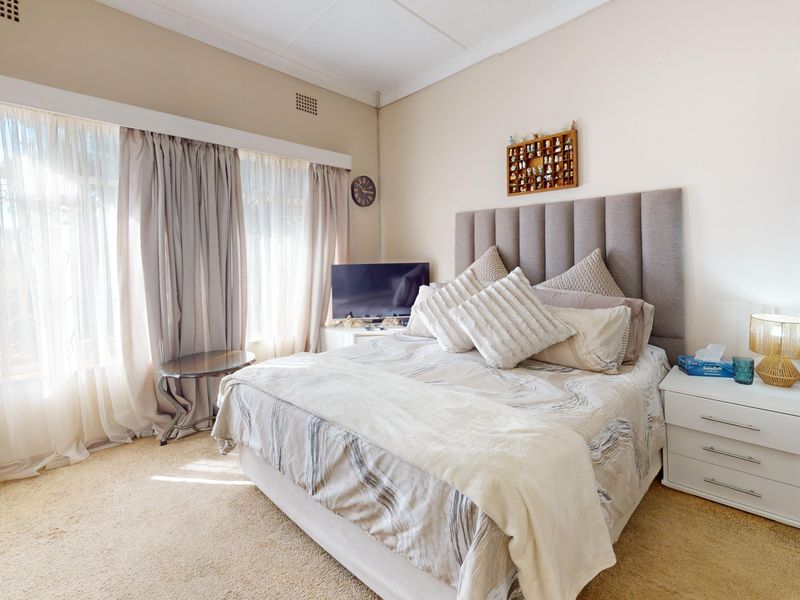 Starting to bid from R1,399,000! Non-Distressed Live Luxury Auction! - Photo 7