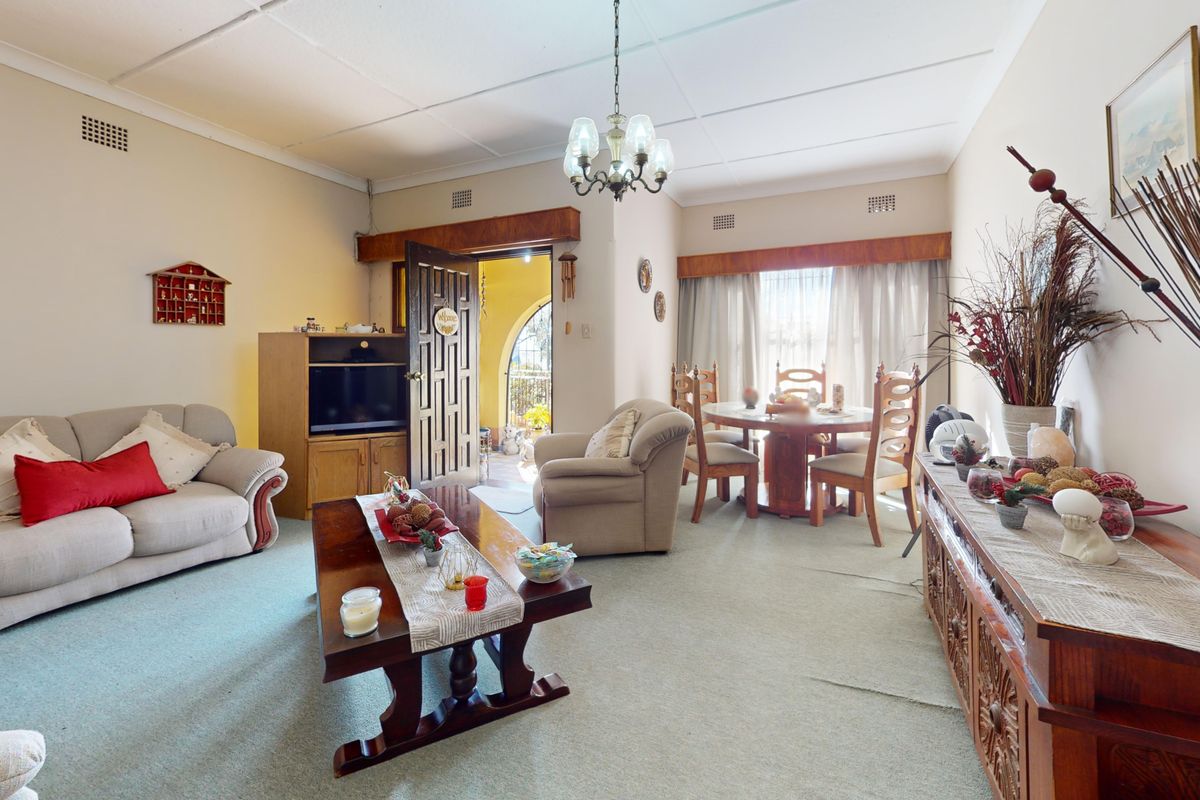 Starting to bid from R1,399,000! Non-Distressed Live Luxury Auction! - Photo 3