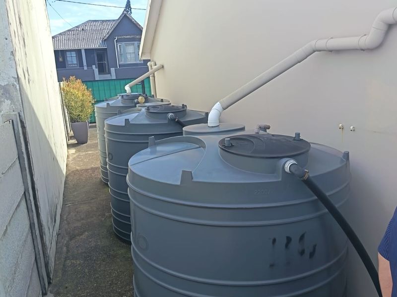 Charming, Neat Home – Perfect for Family Living or Downsizing - Photo 10