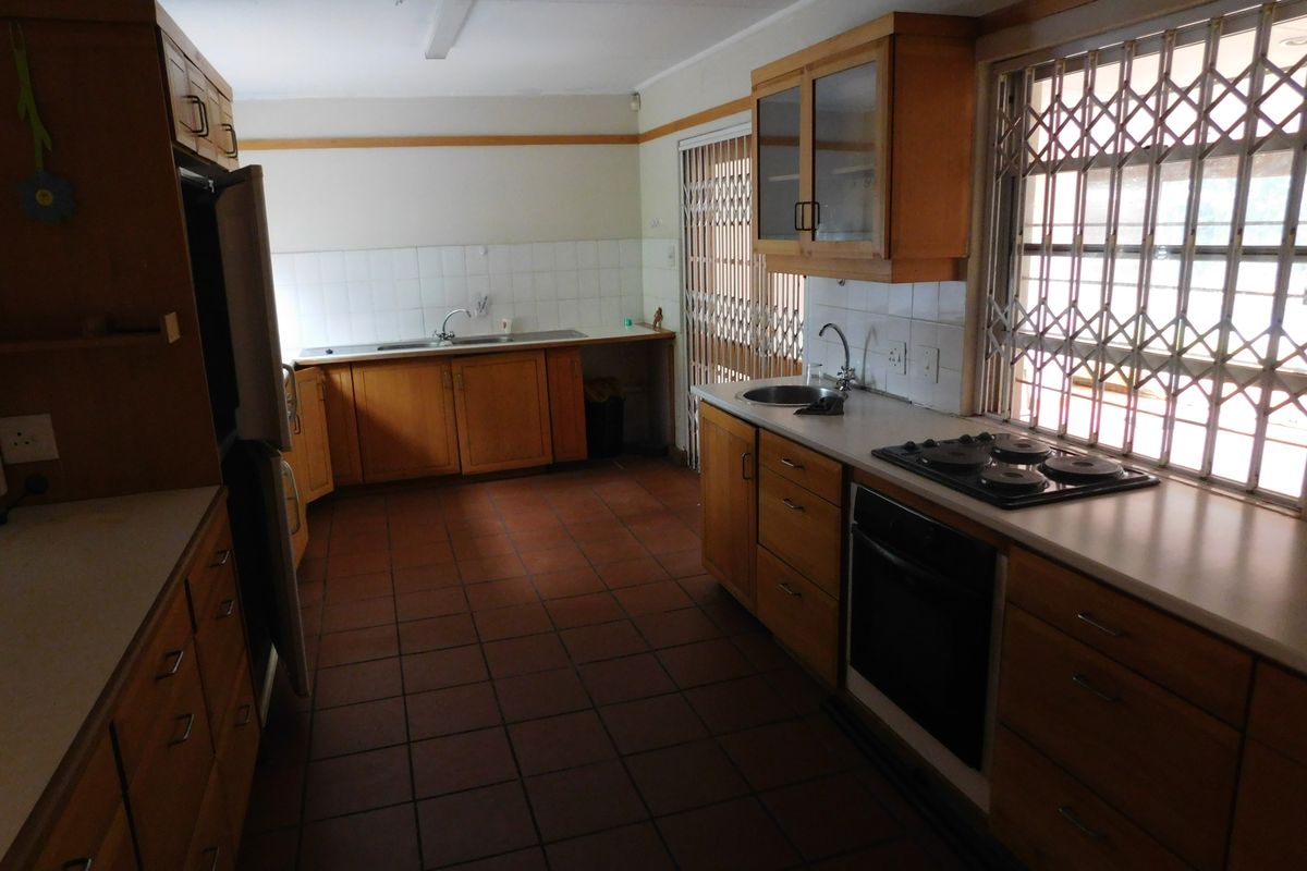Renovator's Dream - Perfct Location - Photo 3